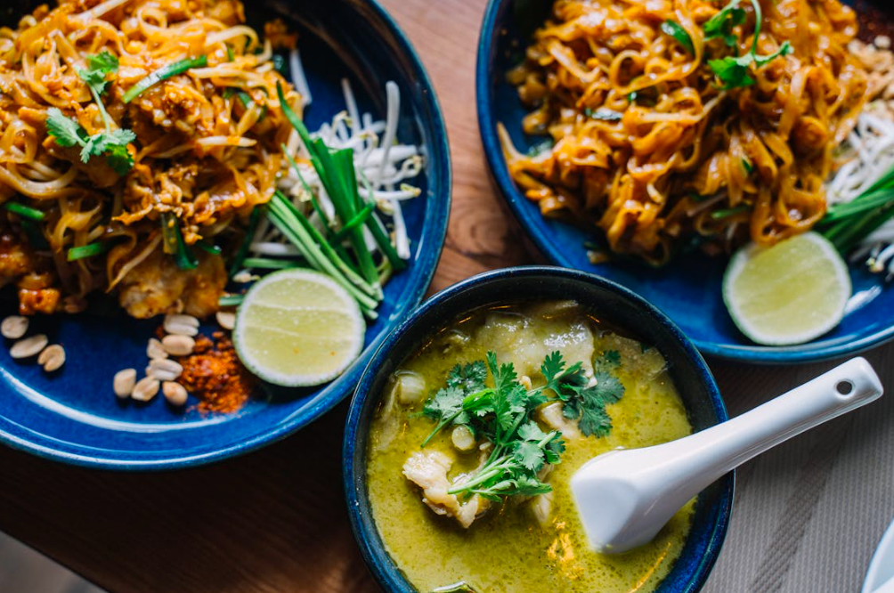 Pad Thai and soup